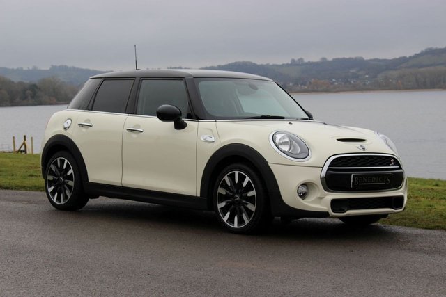2015 15 MINI Hatch Cooper 2.0 COOPER SD 5d 168 BHP