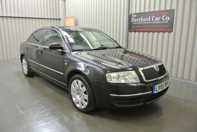 2005 55 Skoda Superb 2.5 ELEGANCE V6 TDI 4d AUTO 161 BHP