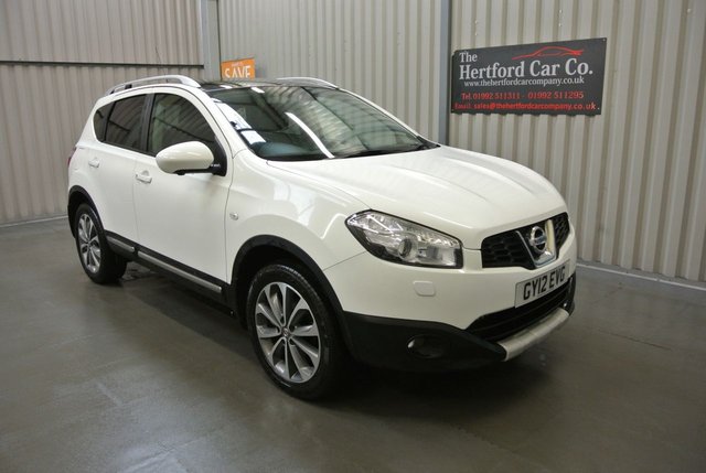 2012 12 Nissan Qashqai 2.0 TEKNA 5d AUTO 140 BHP
