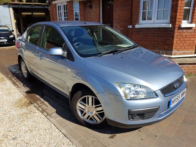2005 55 Ford Focus 1.6 GHIA 16V 4d 113 BHP