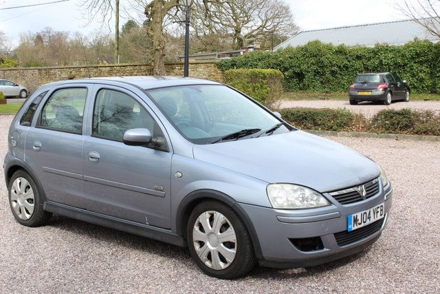 2004 04 Vauxhall Corsa 1.4 DESIGN 16V 5d AUTO 90 BHP