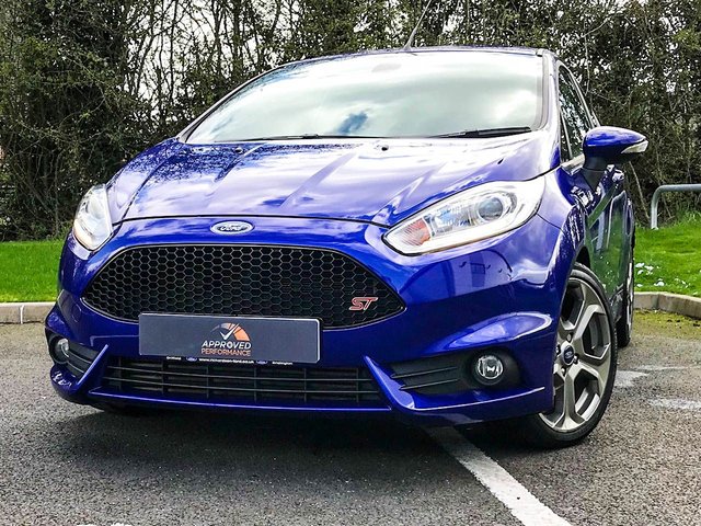 2014 14 Ford Fiesta 1.6 ST-2 3d 180 BHP