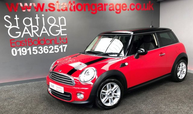 2011 11 MINI Hatch Cooper 1.6 COOPER 3d 122 BHP PEPPER