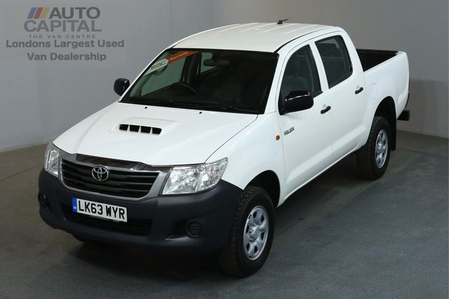 2013 63 TOYOTA HI-LUX 2.5 HL2 4X4 142 BHP MWB A/C