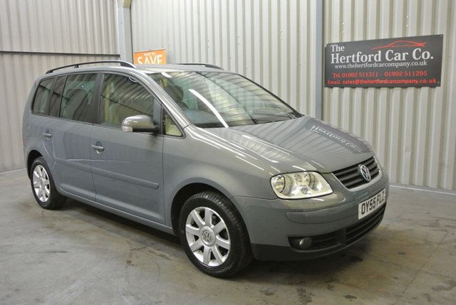 2005 55 Volkswagen Touran 2.0 SE TDI 7 STR 5d 138 BHP