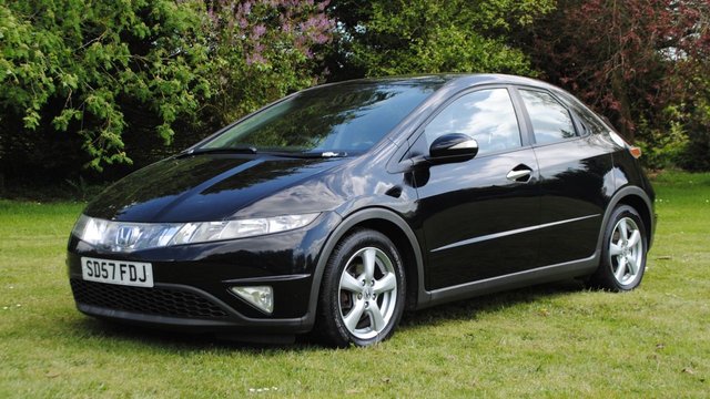 2007 57 Honda Civic 1.8 ES I-VTEC 5d 139 BHP