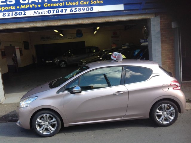 2012 62 Peugeot 208 1.4 ALLURE SATNAV