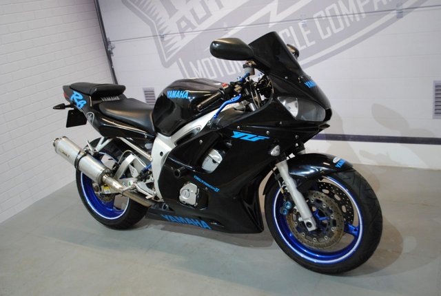 1999 T Yamaha Yzf R6 599cc