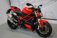 USED 2012 62 DUCATI STREETFIGHTER 848  ONLY 4,060 MILES FROM NEW
