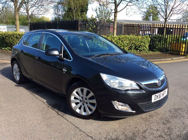 2011 61 Vauxhall Astra 2.0 ELITE CDTI S/S 5d 157 BHP