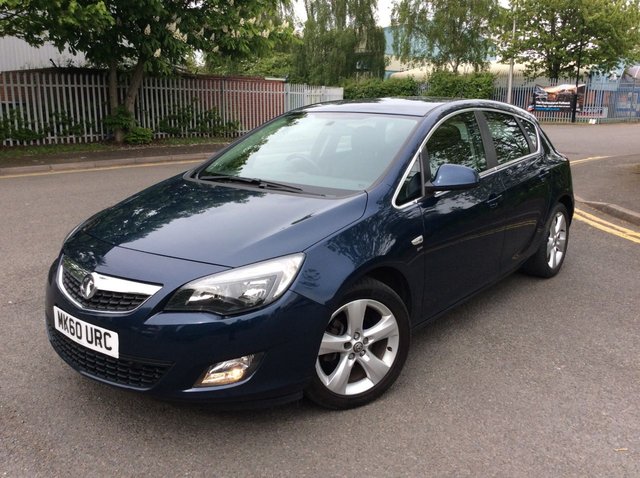2010 60 Vauxhall Astra 1.6 SRI 5d AUTO 113 BHP