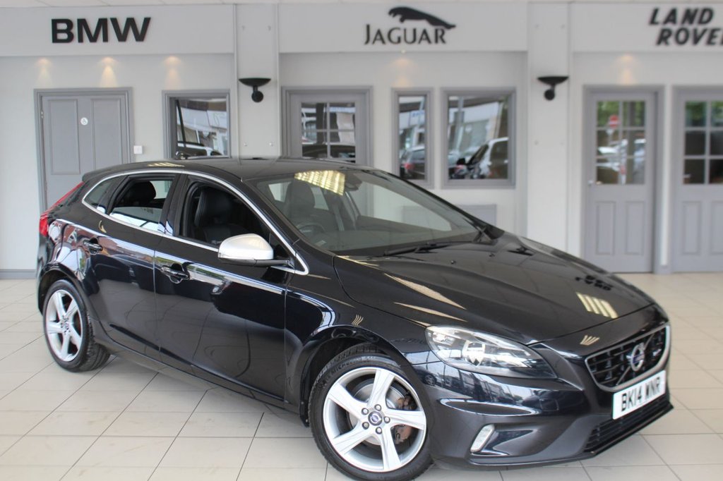 View our VOLVO V40