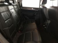 USED 2012 12 VOLKSWAGEN TOUAREG 3.0 V6 SE TDI BLUEMOTION TECHNOLOGY 5d Sat Nav/Black Leather