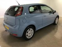 USED 2014 64 FIAT PUNTO 1.2 MULTIJET LOUNGE 3d 1 Owner From New/Bluetooth