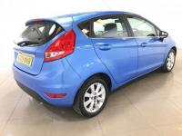 USED 2009 09 FORD FIESTA 1.2 ZETEC 5d 81 BHP Ideal Family Car/Air Con