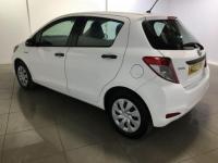 USED 2014 63 TOYOTA YARIS 1.5 HYBRID ACTIVE 5d One Owner From New