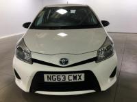 USED 2014 63 TOYOTA YARIS 1.5 HYBRID ACTIVE 5d One Owner From New