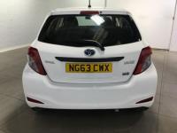 USED 2014 63 TOYOTA YARIS 1.5 HYBRID ACTIVE 5d One Owner From New