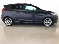 USED 2010 60 FORD FIESTA 1.6 ZETEC S 3d 16" Alloy Wheels/Air Con