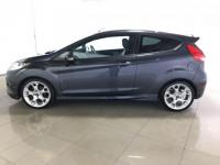 USED 2010 60 FORD FIESTA 1.6 ZETEC S 3d 16" Alloy Wheels/Air Con