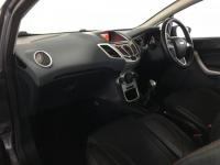 USED 2010 60 FORD FIESTA 1.6 ZETEC S 3d 16" Alloy Wheels/Air Con