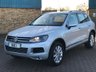 USED 2014 14 VOLKSWAGEN TOUAREG 3.0 V6 SE TDI BLUEMOTION TECHNOLOGY AUTO 242 BHP Ice Silver A FULLY LOADED TOUAREG WITH FULL BLACK LEATHER DETACHABLE TOW BAR BLUETOOTH SAT NAV AND BOTH SETS OF KEYS AND THE LIST GOES ON !!!