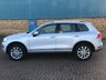 USED 2014 14 VOLKSWAGEN TOUAREG 3.0 V6 SE TDI BLUEMOTION TECHNOLOGY AUTO 242 BHP Ice Silver A FULLY LOADED TOUAREG WITH FULL BLACK LEATHER DETACHABLE TOW BAR BLUETOOTH SAT NAV AND BOTH SETS OF KEYS AND THE LIST GOES ON !!!