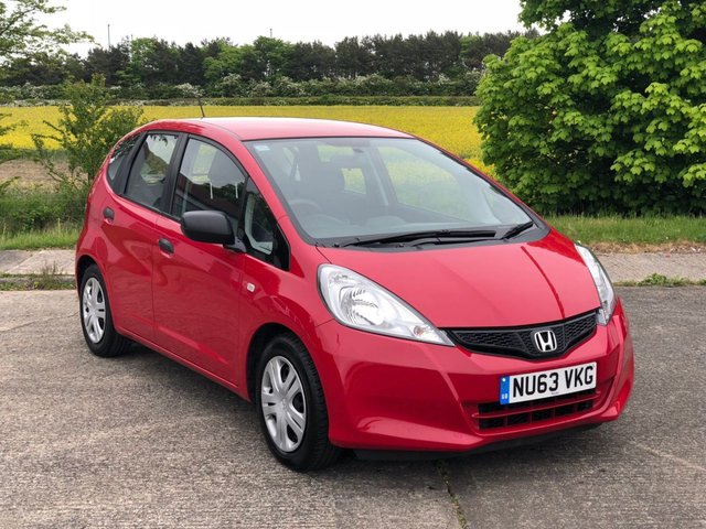 2013 63 Honda Jazz 1.2 I-VTEC S 5d 89 BHP