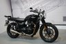 USED 2016 66 TRIUMPH STREET TWIN 900cc WITH TRIUMPH PANNIERS & TOP BOX