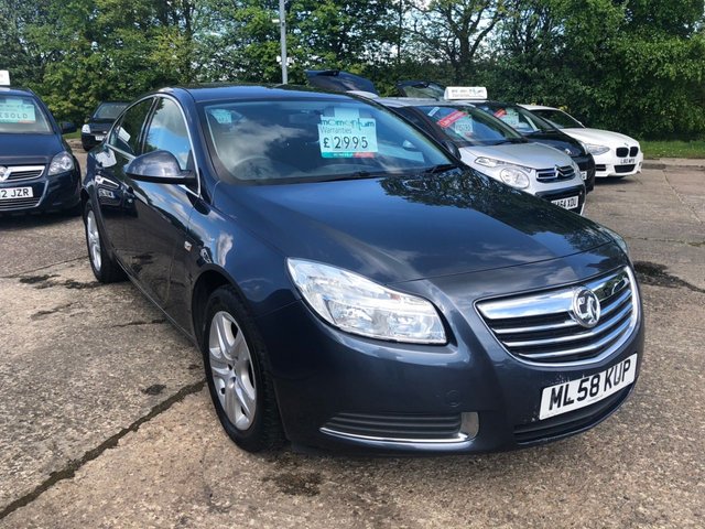 2009 58 Vauxhall Insignia 2.0 EXCLUSIV NAV CDTI 5dr