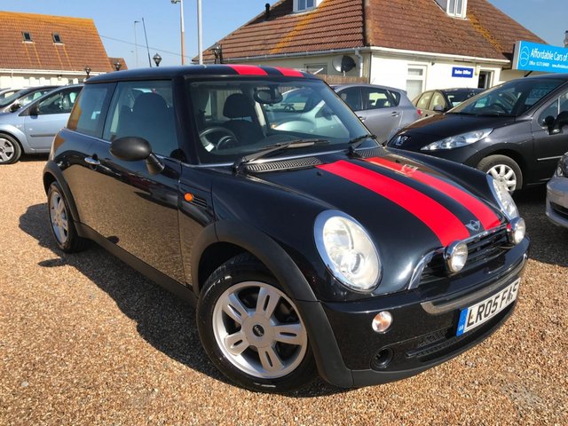 2005 05 MINI Hatch One 1.6 ONE 3d 89 BHP