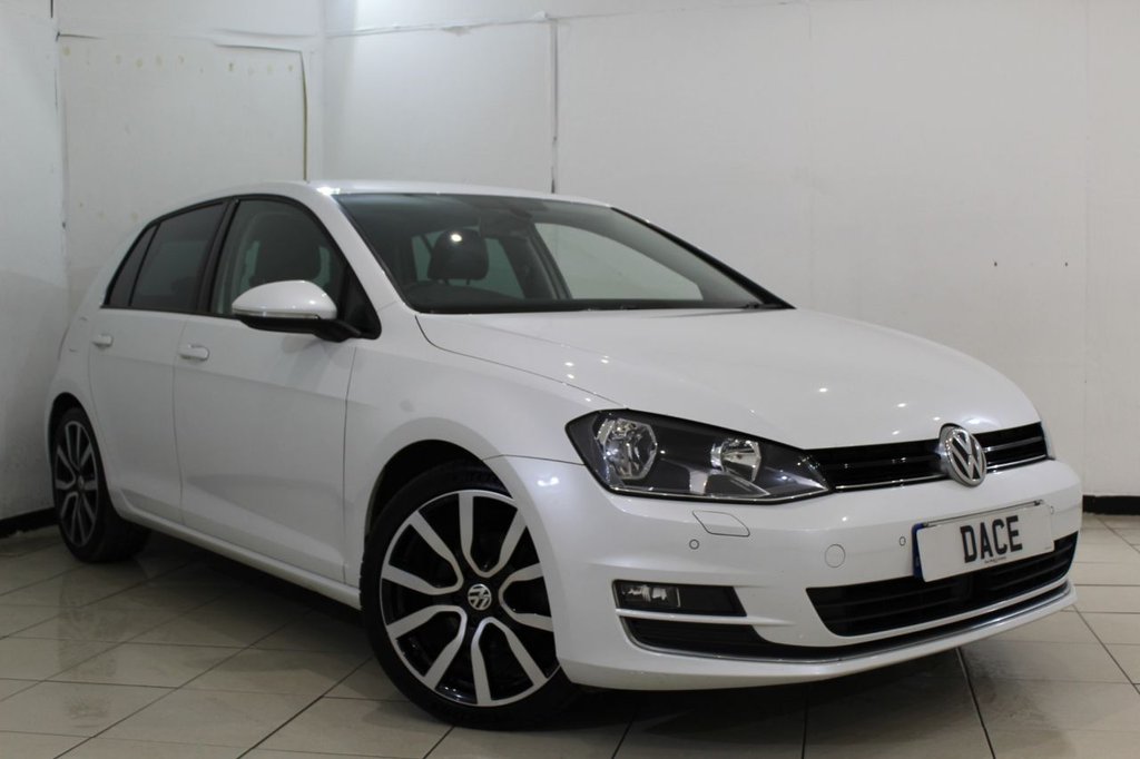 View our VOLKSWAGEN GOLF