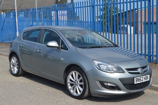 2013 62 Vauxhall Astra 1.6 SE 5d AUTO 115 BHP