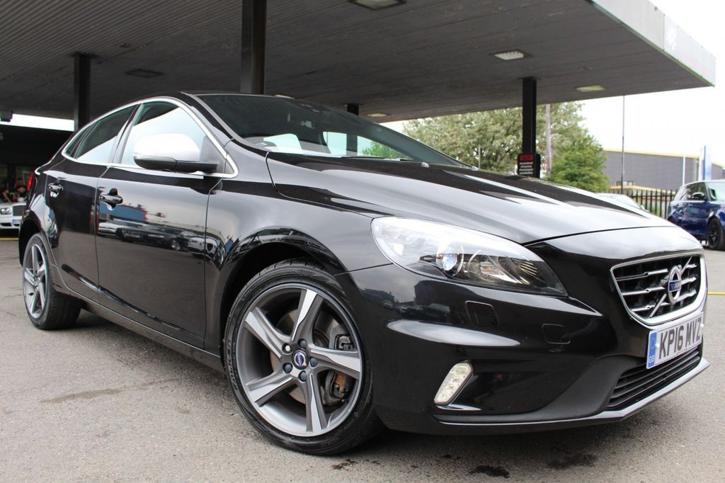 View our VOLVO V40