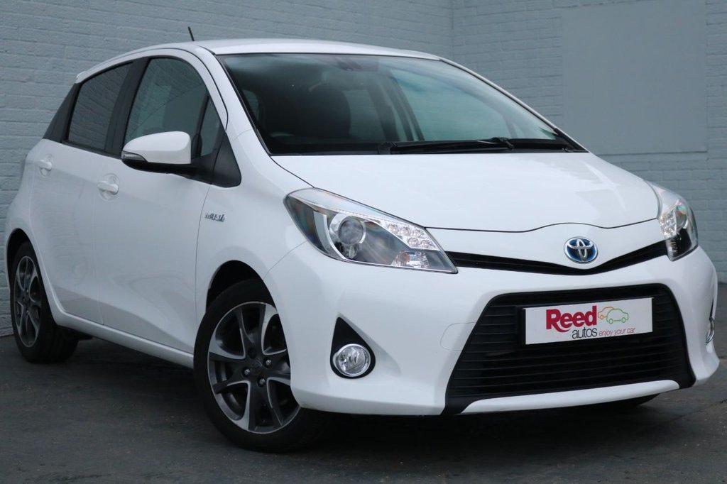 2013 63 TOYOTA YARIS 1.5 HYBRID TREND 5d AUTO 61 BHP