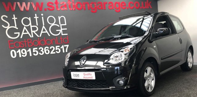 2010 10 Renault Twingo 1.2 DYNAMIQUE 16V 3d 75 BHP PANORAMMIC ROOF