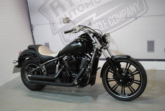 2010 10 Kawasaki Vn900 CUSTOM SPECIAL EDITION