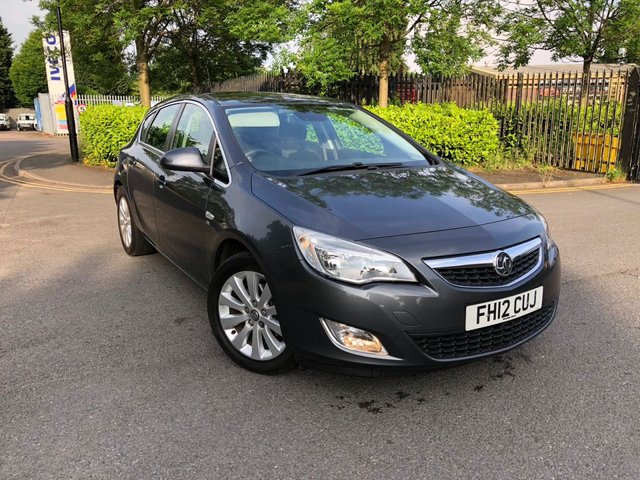 2012 12 Vauxhall Astra 2.0 SE CDTI 5d AUTO 162 BHP