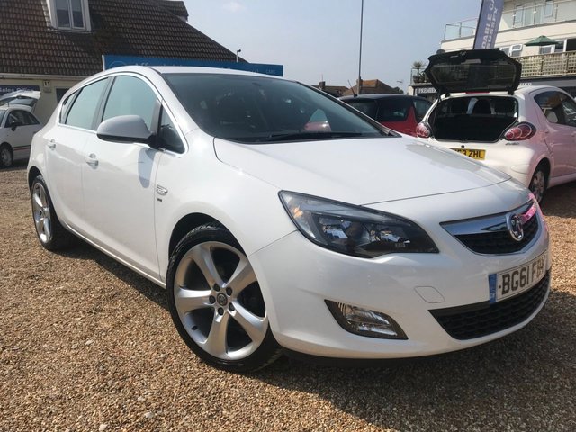 2011 61 Vauxhall Astra 2.0 SRI CDTI 5d 163 BHP