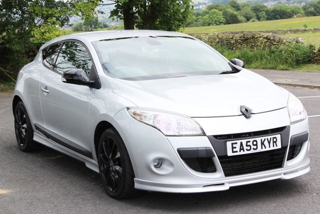 2009 59 Renault Megane 1.5 DYNAMIQUE DCI 3d 106 BHP