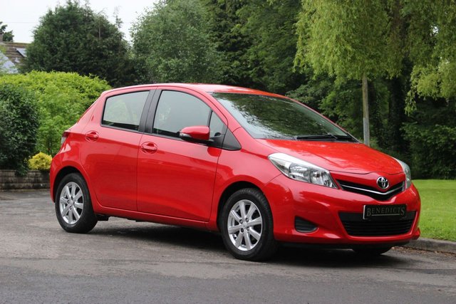 2012 12 Toyota Yaris 1.0 VVT-I TR 5d 68 BHP