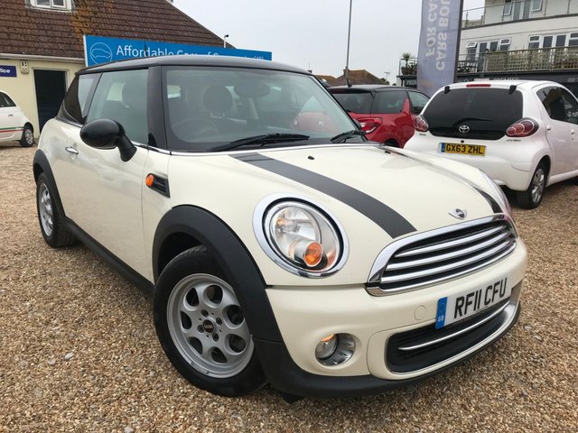 2011 11 MINI Hatch Cooper 1.6 COOPER D 3d 112 BHP