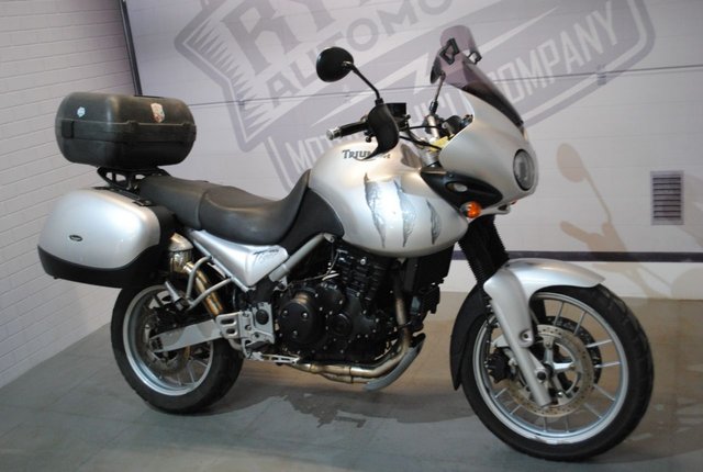 2004 04 Triumph Tiger 955i 955cc