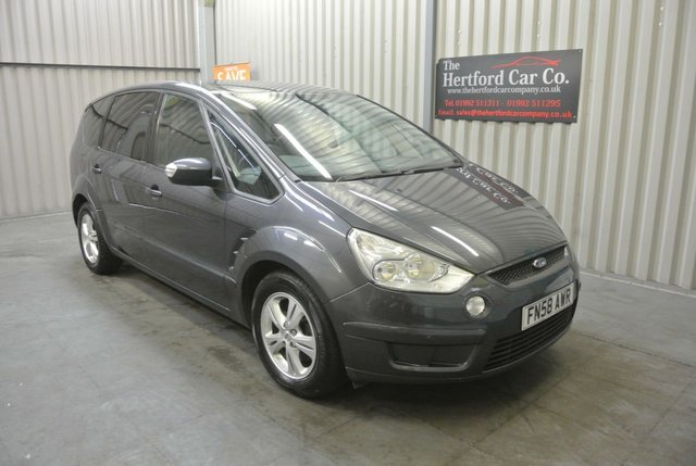2009 58 Ford S-Max 2.0 ZETEC TDCI 5d 143 BHP