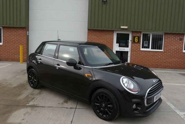 2015 15 MINI Hatch Cooper 1.5 COOPER D 5d 114 BHP