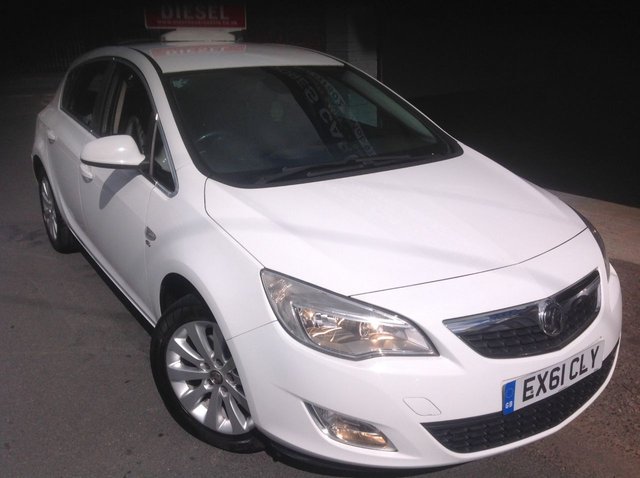 2011 61 Vauxhall Astra 2.0 CDTI  ELITE  S/S 