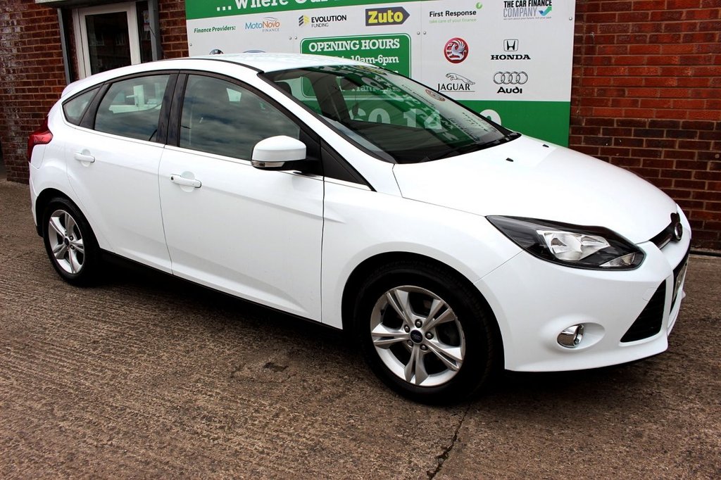 2014 64 FORD FOCUS 1.6 ZETEC TDCI 5d 113 BHP