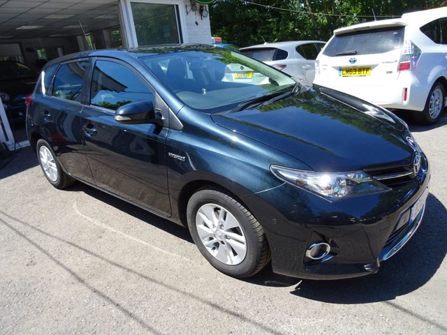 2013 13 Toyota Auris 1.8 ICON VVT-I 5d SELF-CHARGING HYBRID AUTOMATIC 99 BHP