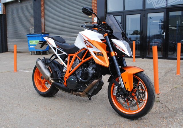 2016 16 KTM Superduke 1290 R SPECIAL EDITION 