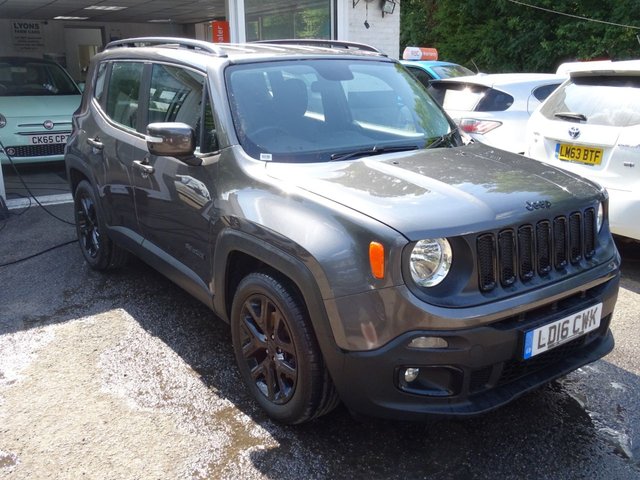 2016 16 Jeep Renegade 1.6 M-JET DAWN OF JUSTICE 5d 118 BHP SPECIAL EDITION